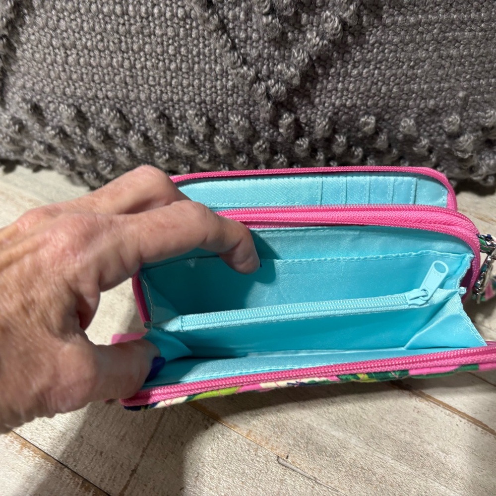 ❤️Vera Bradley RFID Tropical Paradise Wristlet/Wallet - Picture 5 of 5